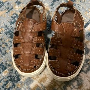 Toddler boys sandals size 6